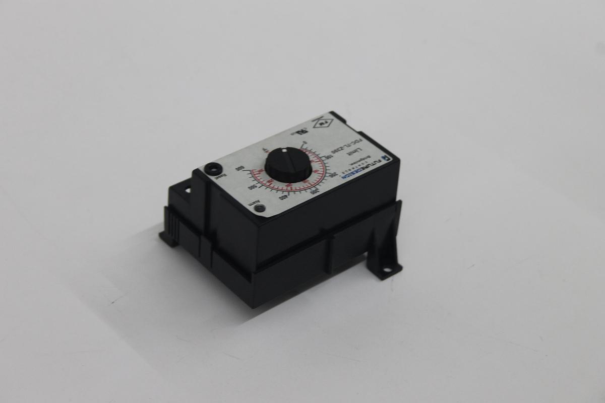 Used Future Design Controls FDC-7L-Z390 Temperature Controller