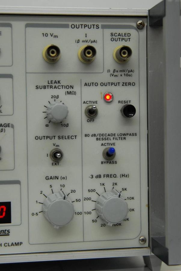 Used Axon Instruments AXOPATCH-1D Patch Clamp Amplifier - READ DESCRIPTION