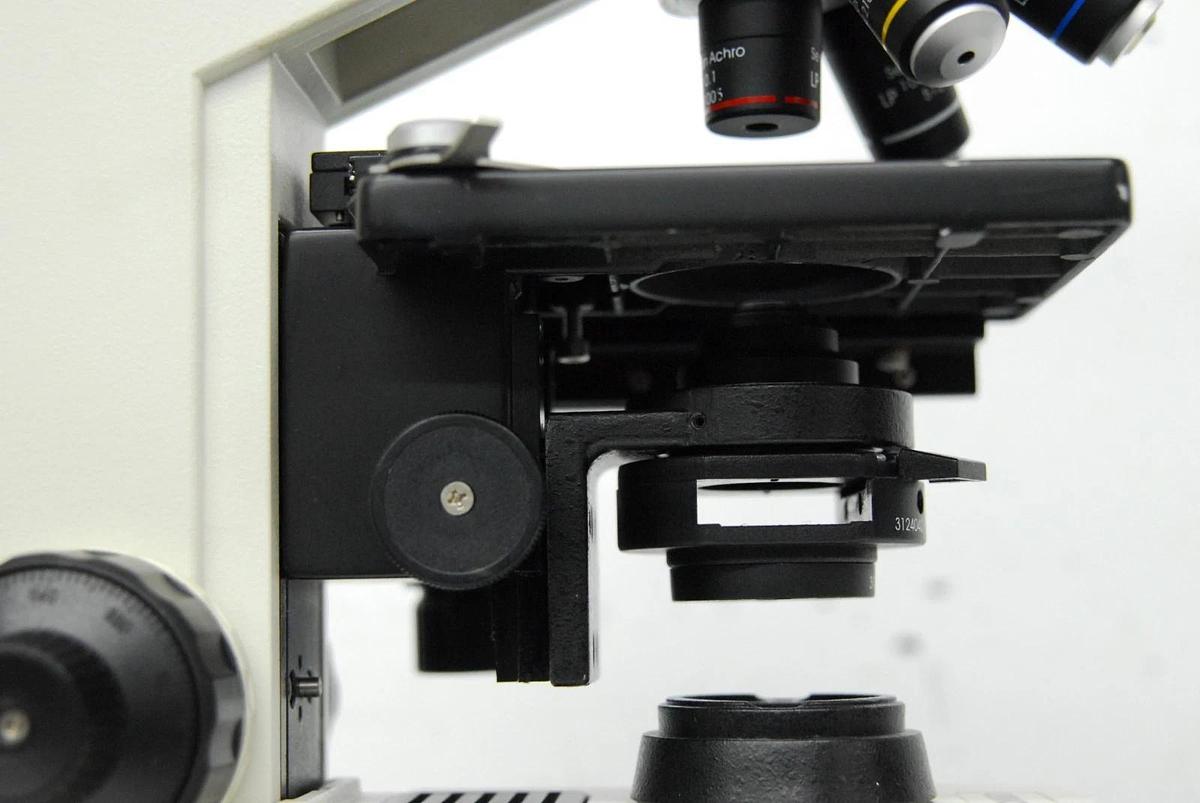 Used Labomed CX L Binocular Microscope W/ 4/10/40/100x Semi Plan Achro Objectives