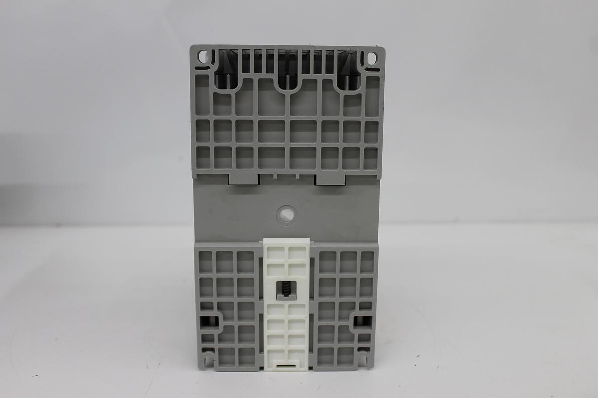 Used Allen Bradley 22B-V5P0N104 PowerFlex 40 Variable AC Drive 120V 1PH Input