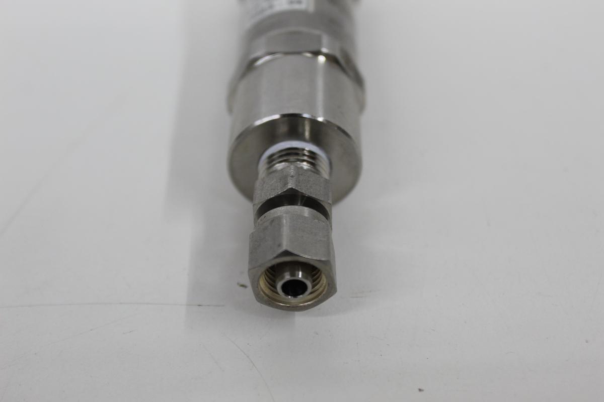 Used WIKA P-30 14039617 Precision Absolute Pressure Transducer 0-30 PSIA 0-10V