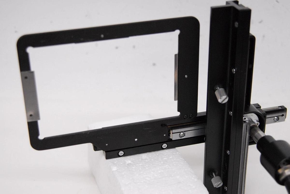 Used Nikon Attachable X/Y Mechanical Stage Specimen Holder (Diaphot)