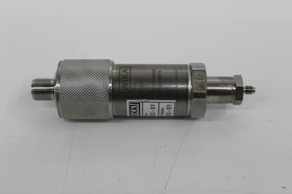 Used WIKA P-30 14054320 Precision Gauge Pressure Transducer 0-985 PSI 0-10V