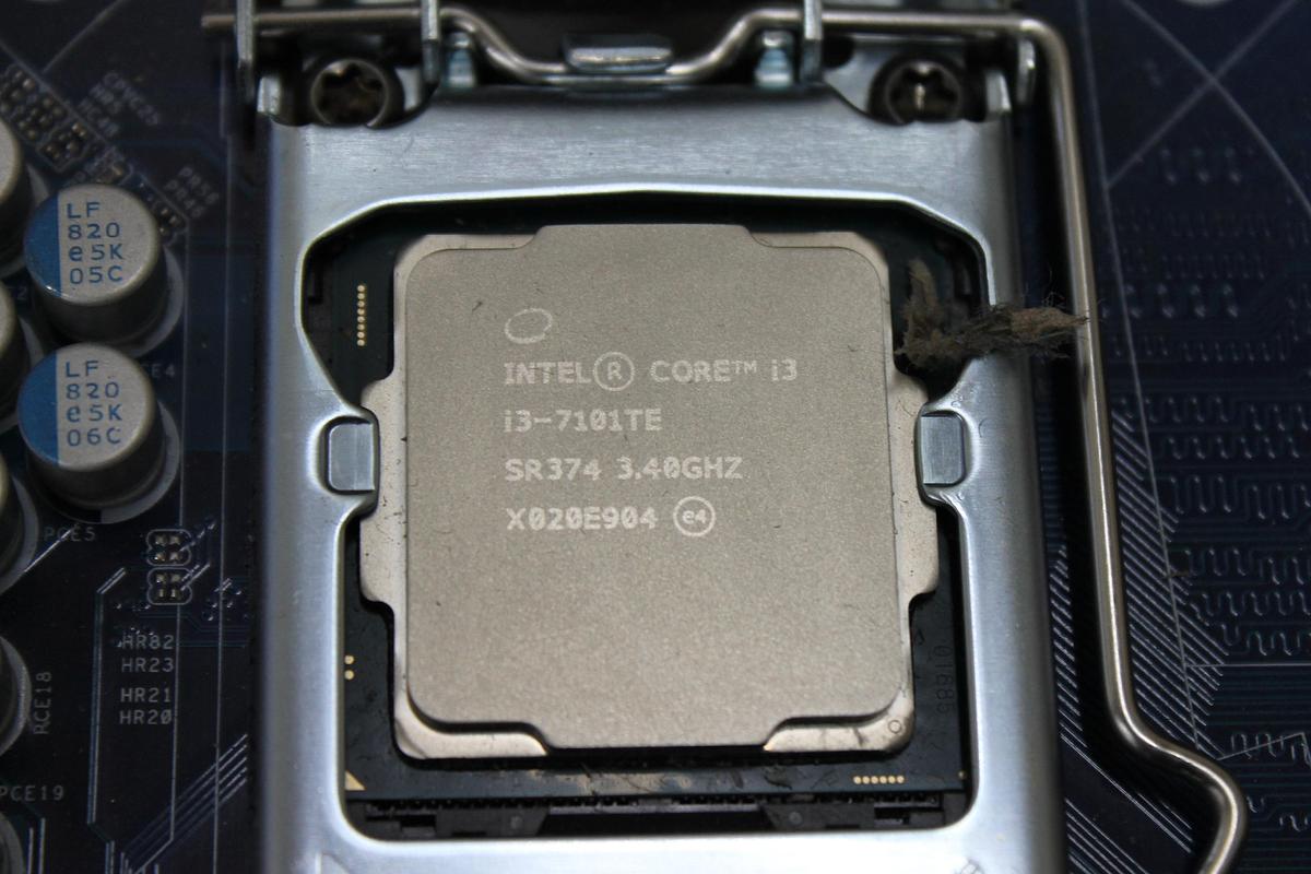 Used Intel i3-7101TE CPU and Motherboard Combo