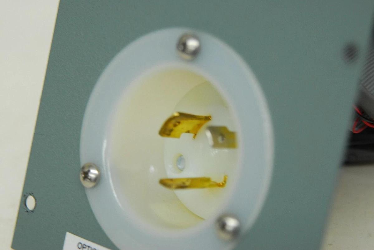 Used Becton Dickinson FACSCalibur Power/IO Assembly W/ Cables