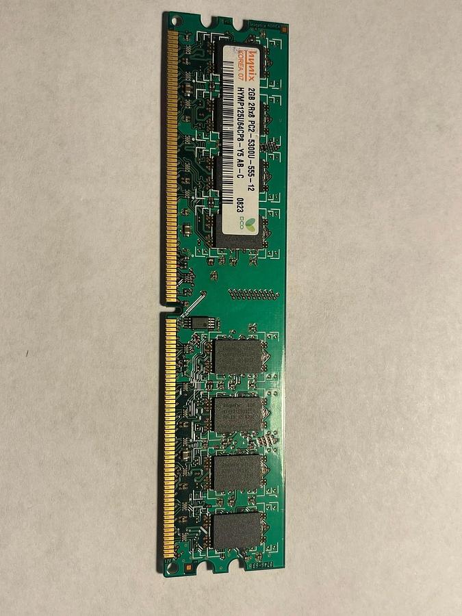 Used 2GB Hynix HYMP125U64CP8-Y5 DDR2 667MHz 240Pin