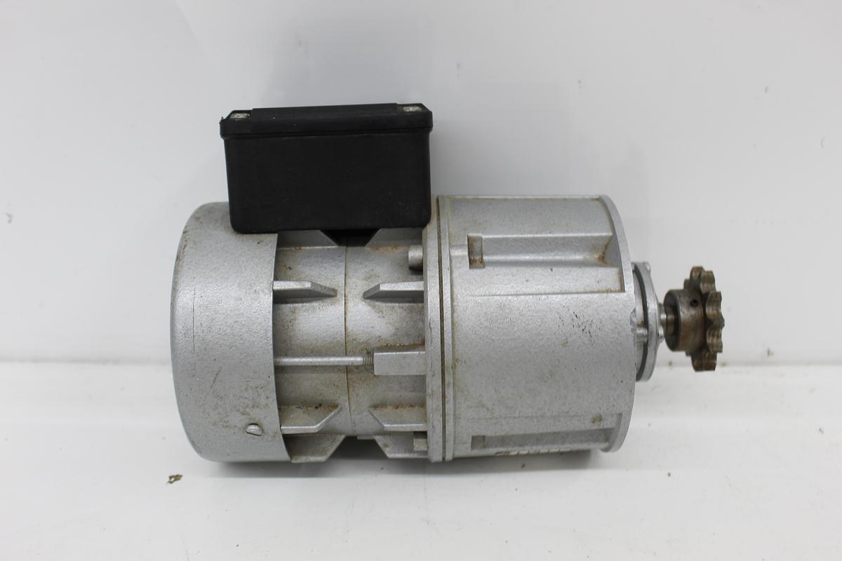Used Sirem R1C225H2B Gearmotor Agitator Motor 200-240V 39-47 RPM