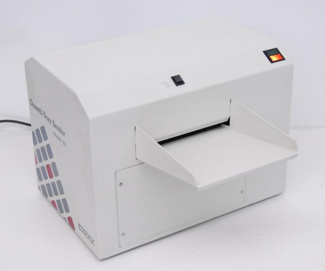 Used IDEXX 89-10894-04 Quanti-Tray Sealer Model 2X (9204 on Counter) - For Parts