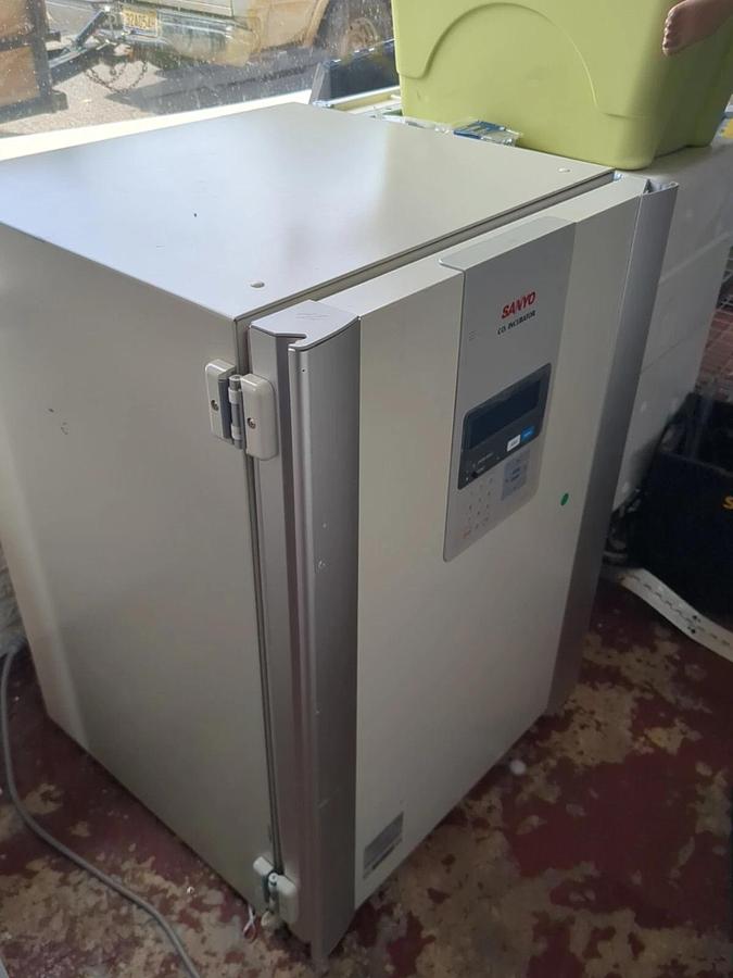 Used Sanyo CO2 Incubator MCO-19AIC (UV) Cell Culture Incubator - See Description