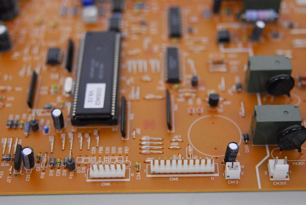 Used 7FB-4-B101-067-00-3 CO-5AC(IS) Control Board - Sanyo CO2 Incubator