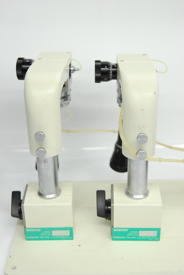 Used Narishige MMO-202DS Oil Hydraulic Microscope Micromanipulator - Lot of 2