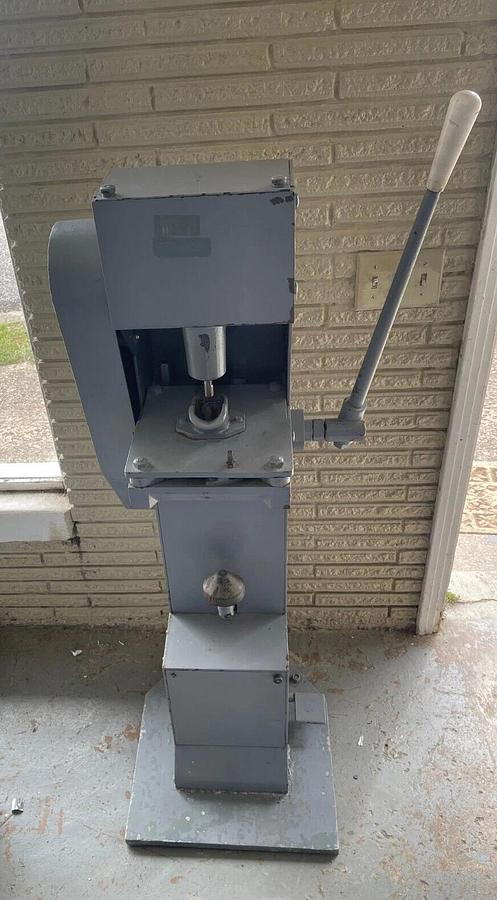 Used 1978 Grilliat-Jaeger Cork Boring Machine TYPE: BLC, No: 8402