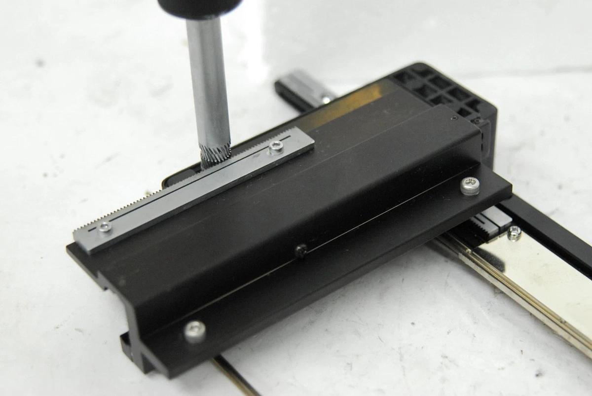 Used Nikon T1-SM Manual Mechanical XY Stage - TS100