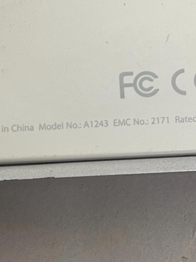 Used Apple Keyboards and Mice - 11x A1243, 1x A1048, 3x A1152 - LOT-For parts