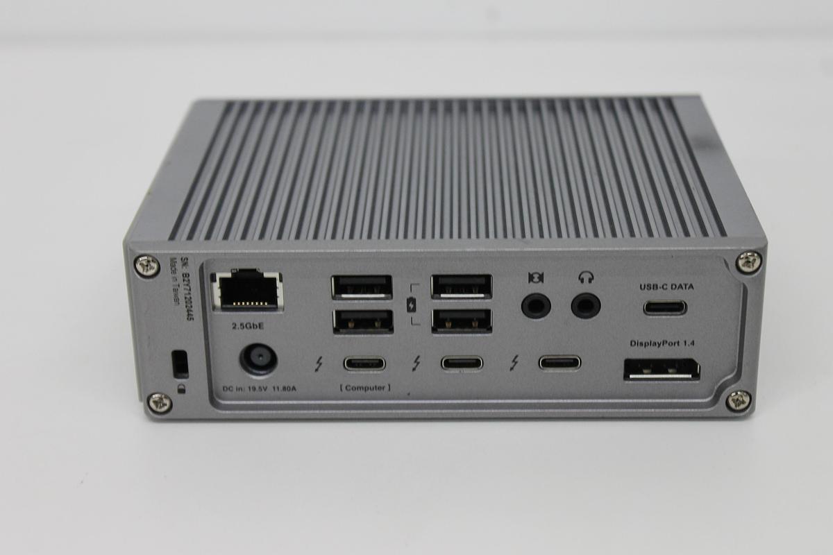 Used CalDigot TS4 Thunderbolt Docking Station w/ Power and Thunderbolt Cables