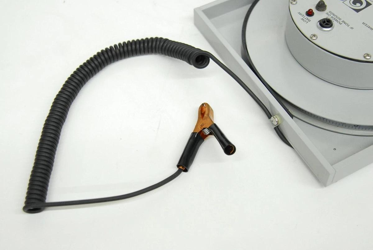 Used ORS Interface Probe 1068013 100ft Battery Powered Water/Oil Level Geotech Meter