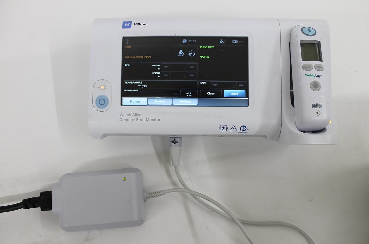 Used Welch Allyn Connex Spot Monitor #901058 w/ Temp Unit and Power Supply