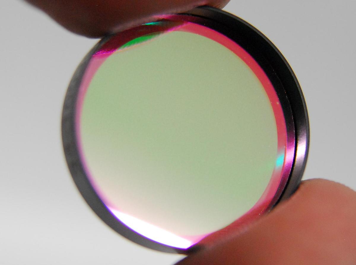 Used DeltaVision 34-100399-001 525/48 GFP 25mm Fluorescence Filter