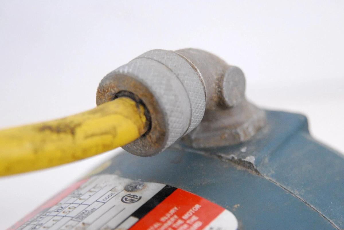 Used Reliance P56X1337T-YZ Duty Master AC Motor W/ Dodge Tigear MR94755 Gear Reducer