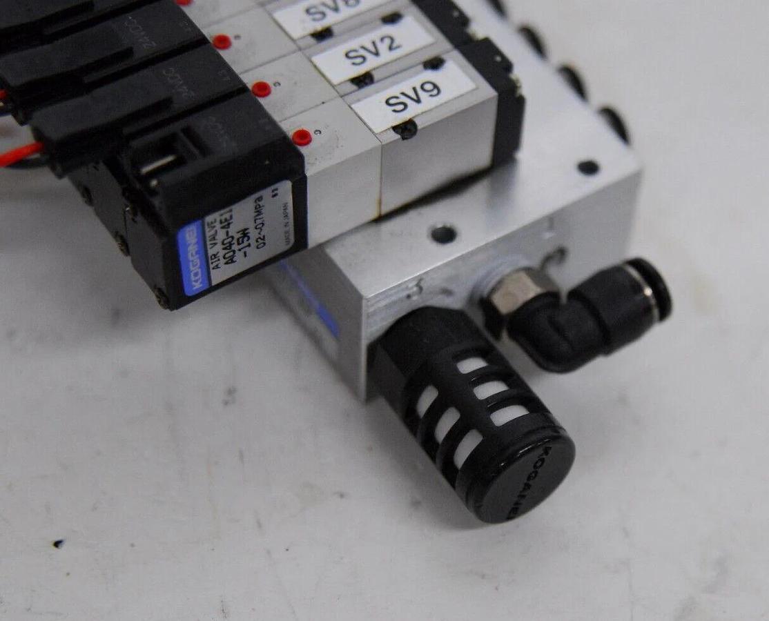 Used Koganei 040M10AJ-6W Manifold W/ 8 A040-4E1 Air Valves