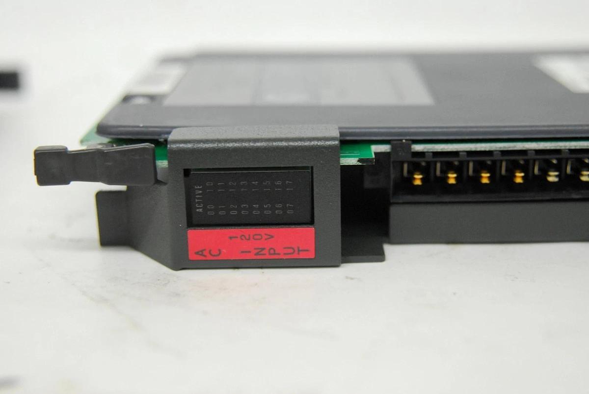Used Allen-Bradley 1771-IAD B 120V AC/DC Input Module