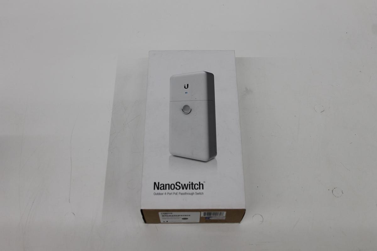 Used Ubiquiti NanoSwitch N-SW Outdoor 4 Port PoE Passthrough Switch
