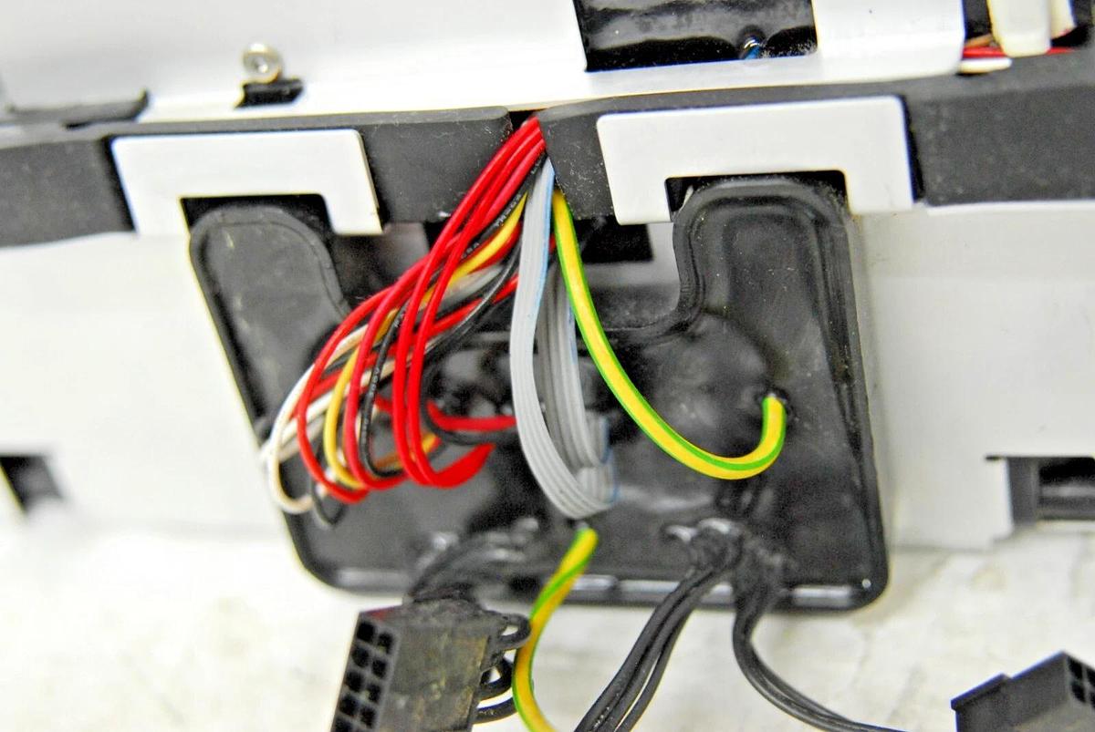 Used TEC CINC Series ASSY 30098855 03 - Ortho-Clinical Vision Analyzer