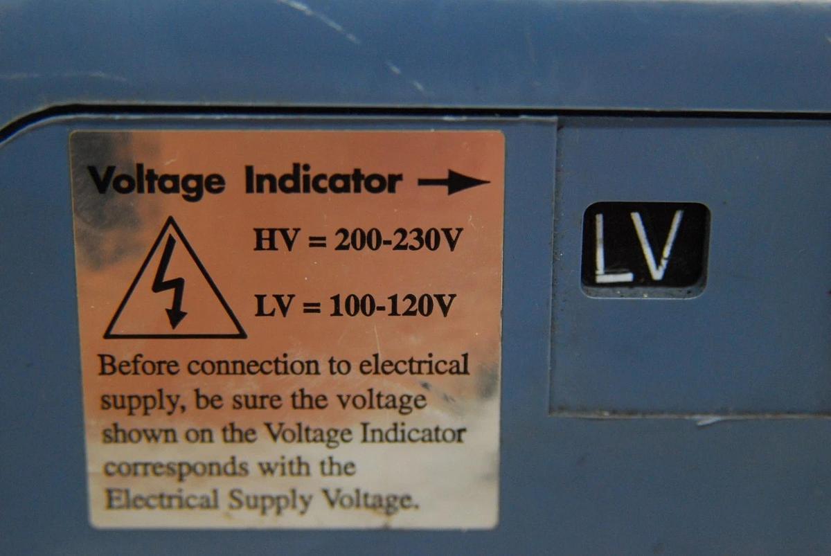 Used Welch 8917 Dual-Stage Direct-Drive Rotary Vane Vacuum Pump 1/2HP