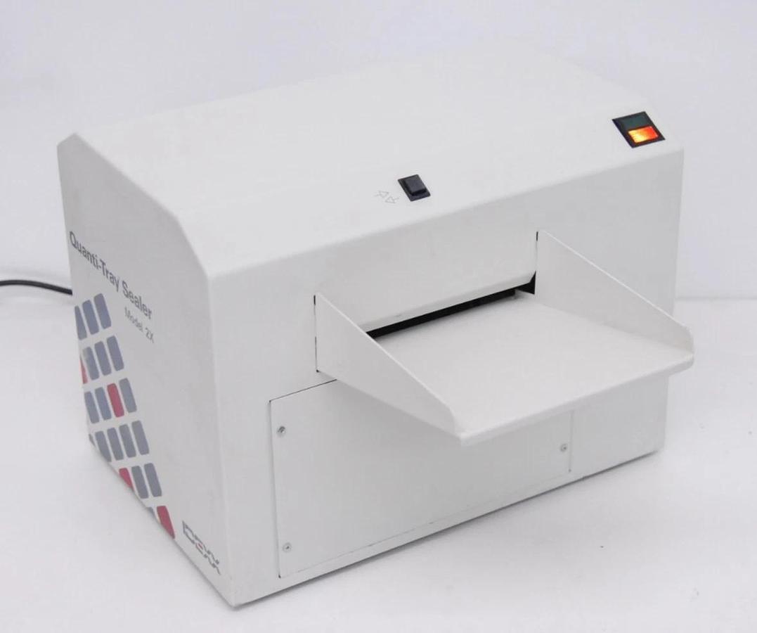 Used IDEXX 89-10894-04 Quanti-Tray Sealer Model 2X (9204 on Counter) - For Parts