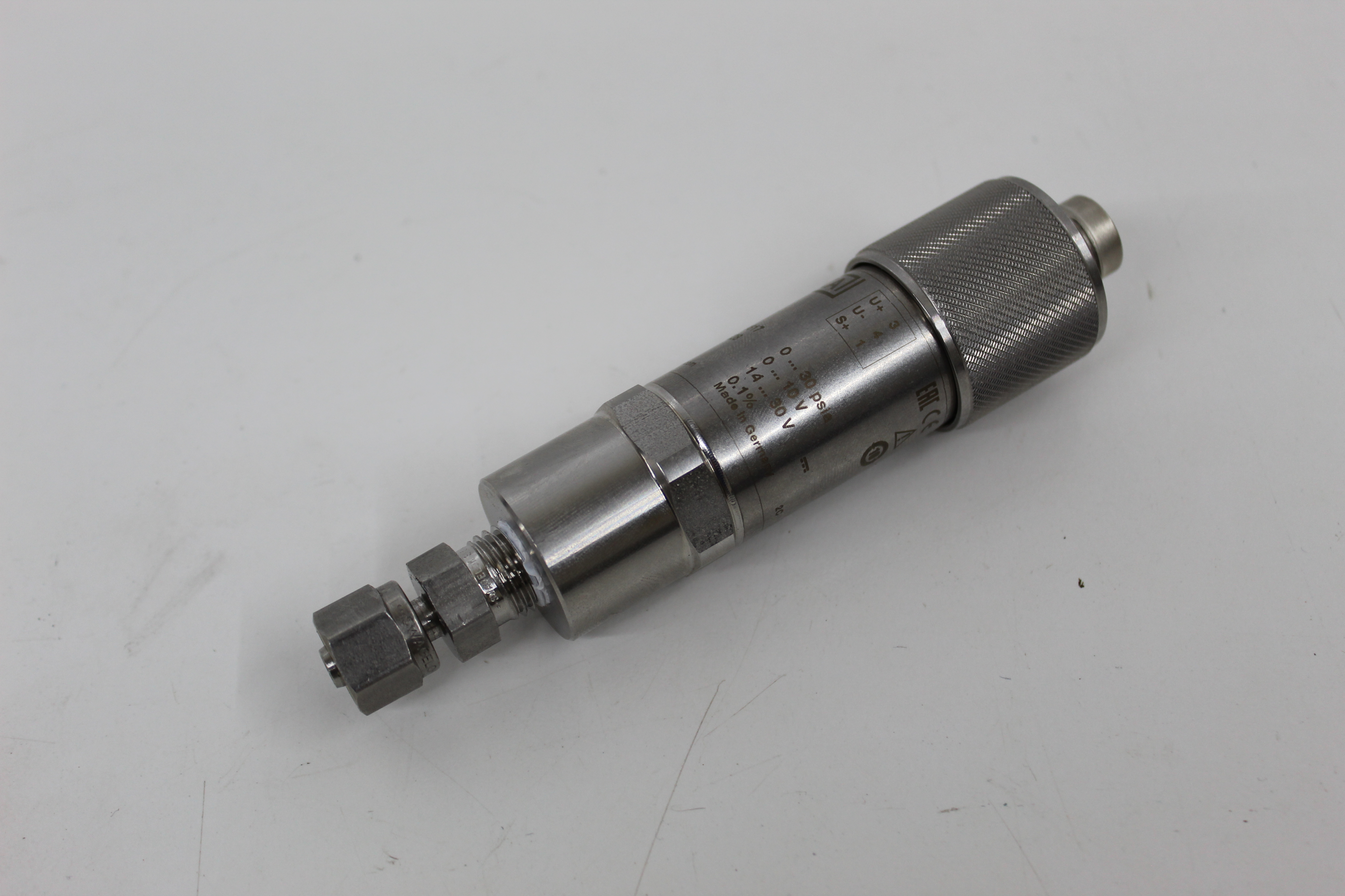 Used WIKA P-30 14039617 Precision Absolute Pressure Transducer 0-30 PSIA 0-10V