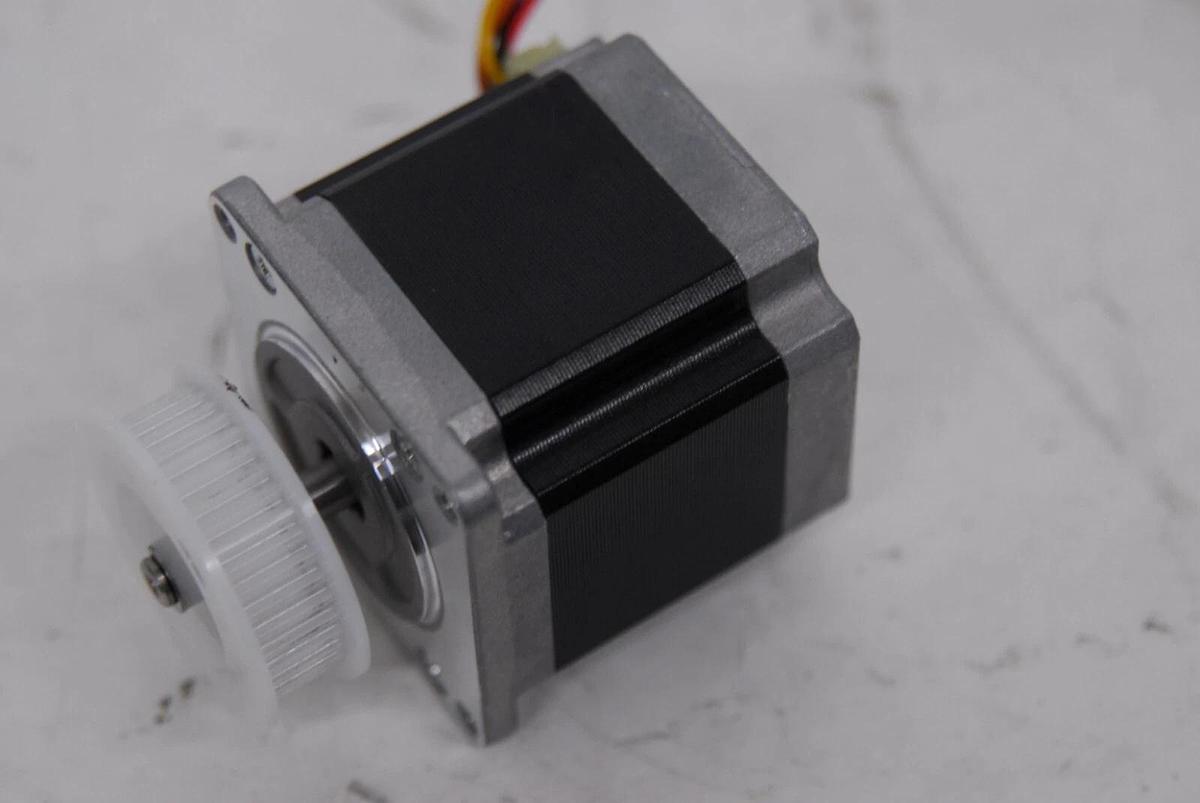 Used Sanyo Denki 103H7123-0655 Stepper Motor (FujiFilm LAS-3000)