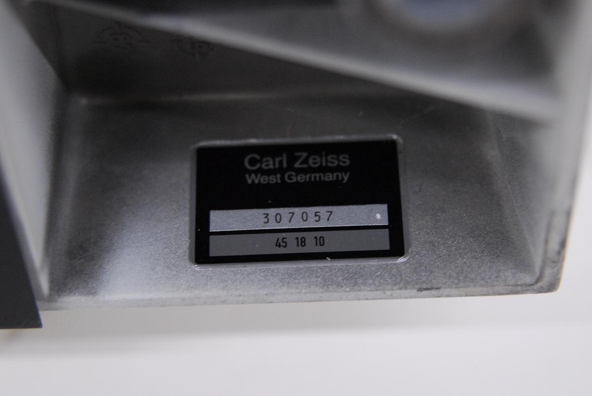 Used ZEISS 451810 Axioplan Microscope Base/Stand - Read Description