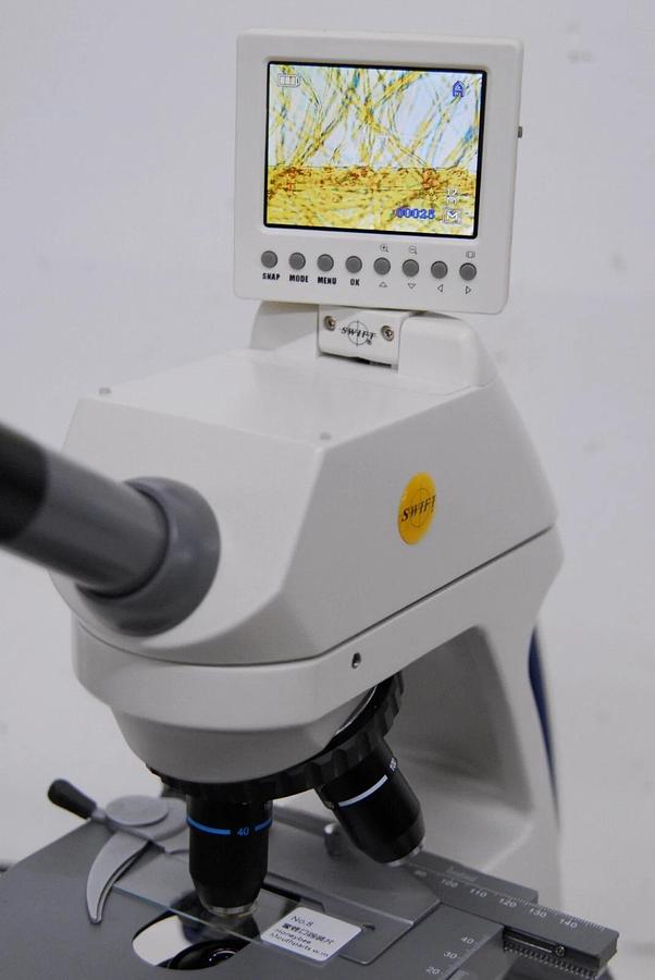 Used Swift M10 Microscope W/ Built in Camera/LCD, 4 Objectives - WORKS GREAT