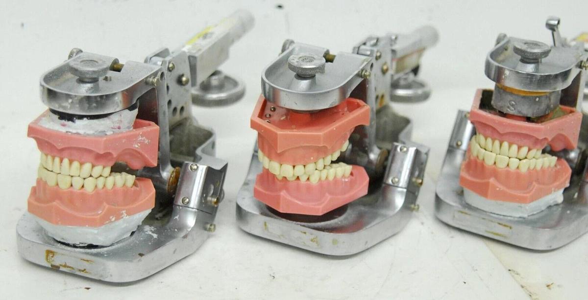 Used Hanau Varsity Manikin Dental Articulator PAT 1682904
