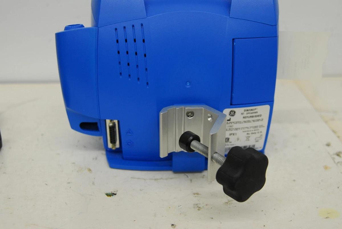 Used GE Dinamap ProCare 400 (DPC400NR) W/ Power Adapter- READ DESCRIPTION