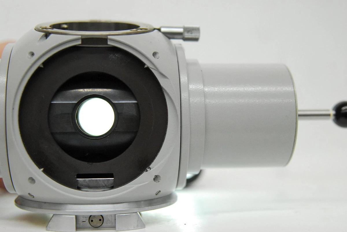 Used Zeiss 47 16 40 Tube Head Without OPTOVAR - Universal III