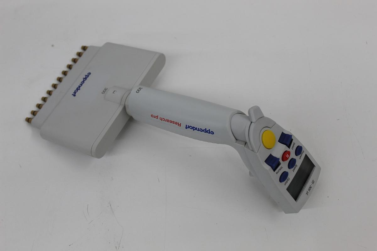 Used Eppendorf Research Pro 300 Pipette 20-300 uL