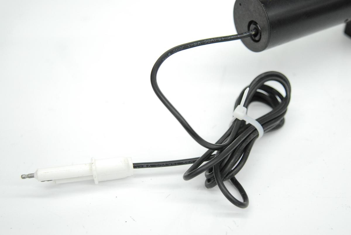 Used Lasos LGK 7786 P He-Ne 543nm Laser Tube Head (Green) w/ LGN 7460 A Power Supply