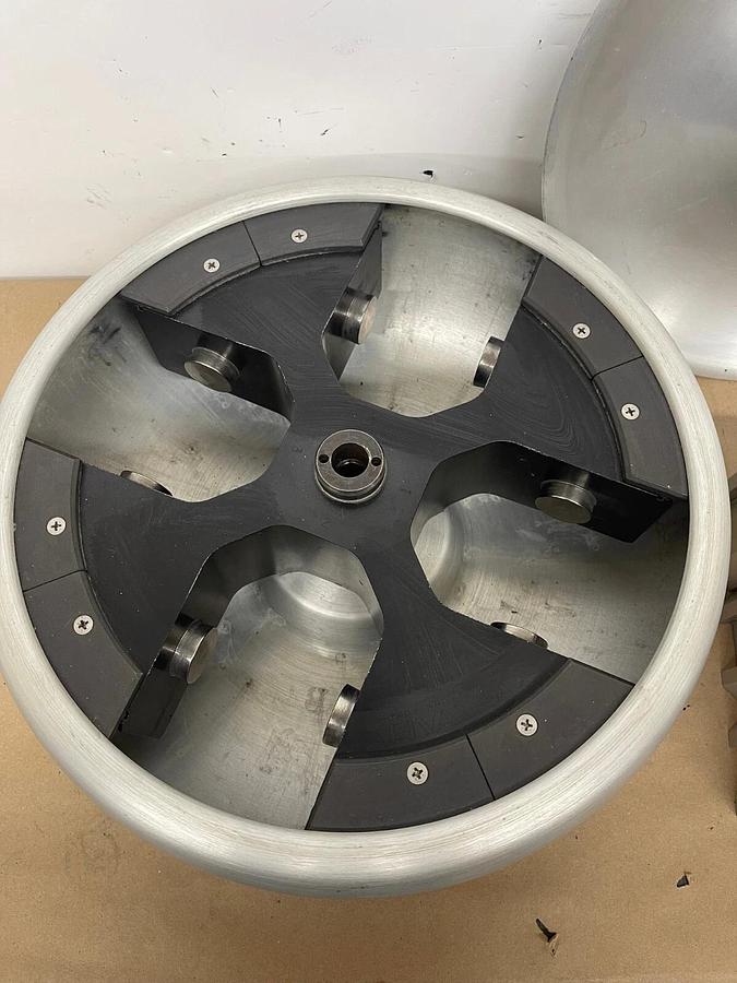 Used Sorvall DuPont HS-4 7000 Rev/Min Rotor W/ Sorvall DuPont Buckets 00482