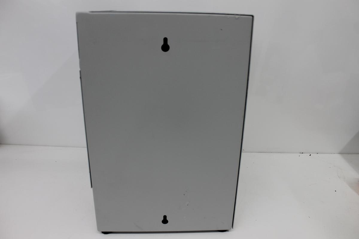Used Parker Balston Nitrovap 2LV Nitrogen Generation System