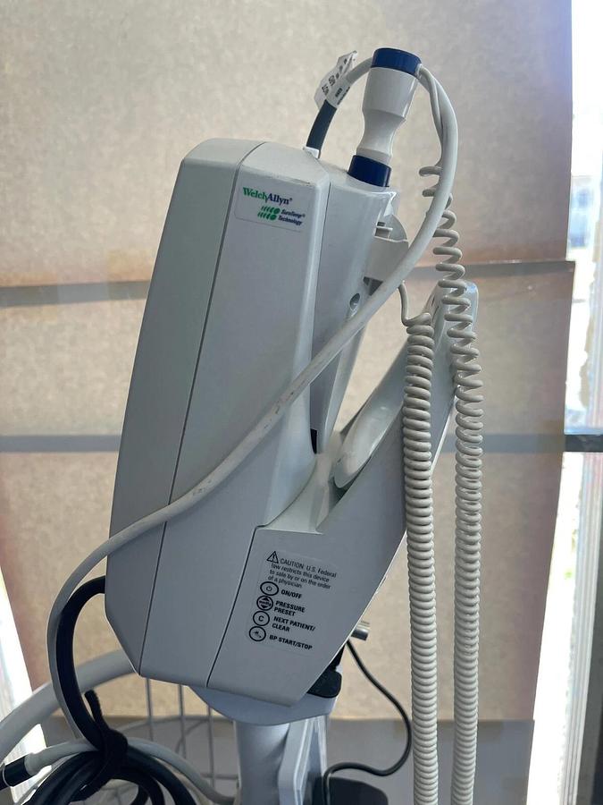 Used Welch Allyn 42MTB Vital Signs Monitor w/ Stand, Accessories