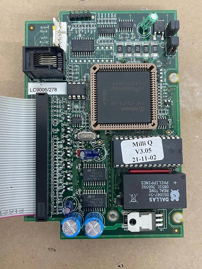 Used Millipore PF07520/A Display Board from Milli-Q A10 Water Purifier