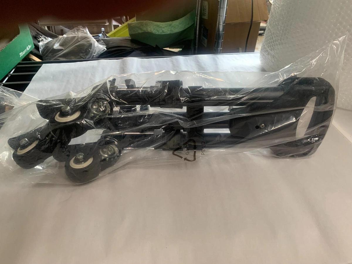 Magnus DWF-2 Universal Tripod Dolly w/ Carrying Case Photography Camera UNUSED