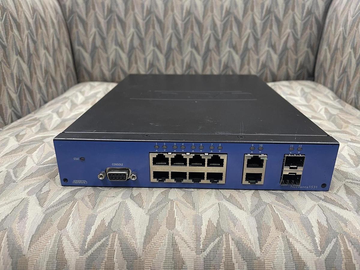 Used Adtran NetVanta 1531 Network Switch ( 1700570f1 ) 607565037313
