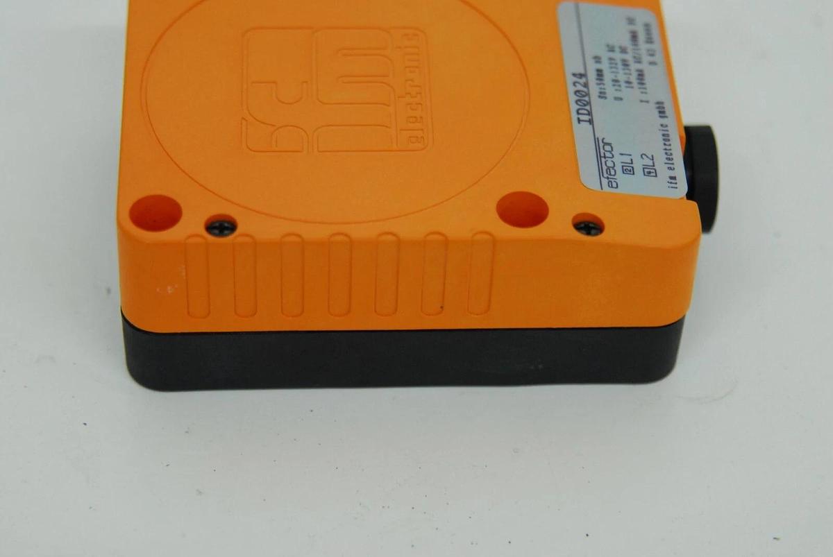 Used IFM efector ID0024 Inductive Proximity Sensor (IDE2050-ARKA/ID0024)