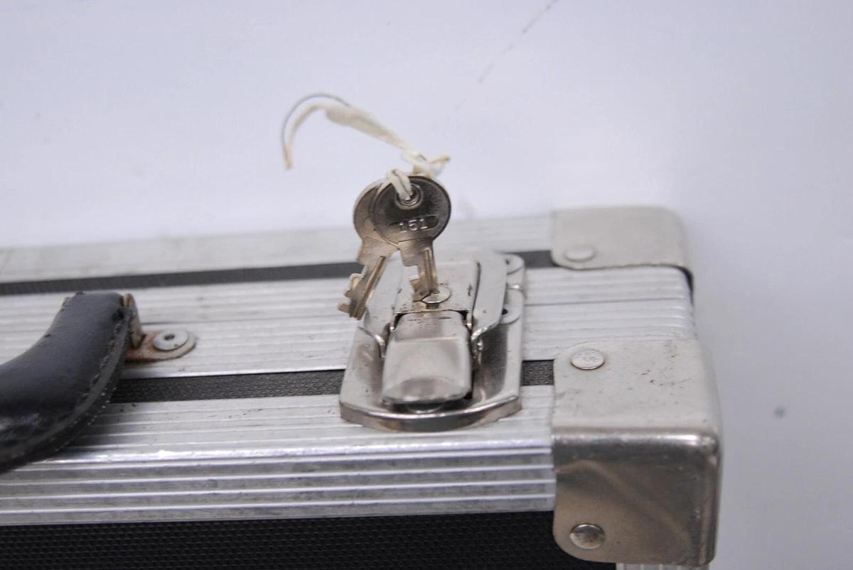 Used Telex FMR-450 Wireless Receiver W/ Belt pack, Mic, Ant. & Case No US Usage