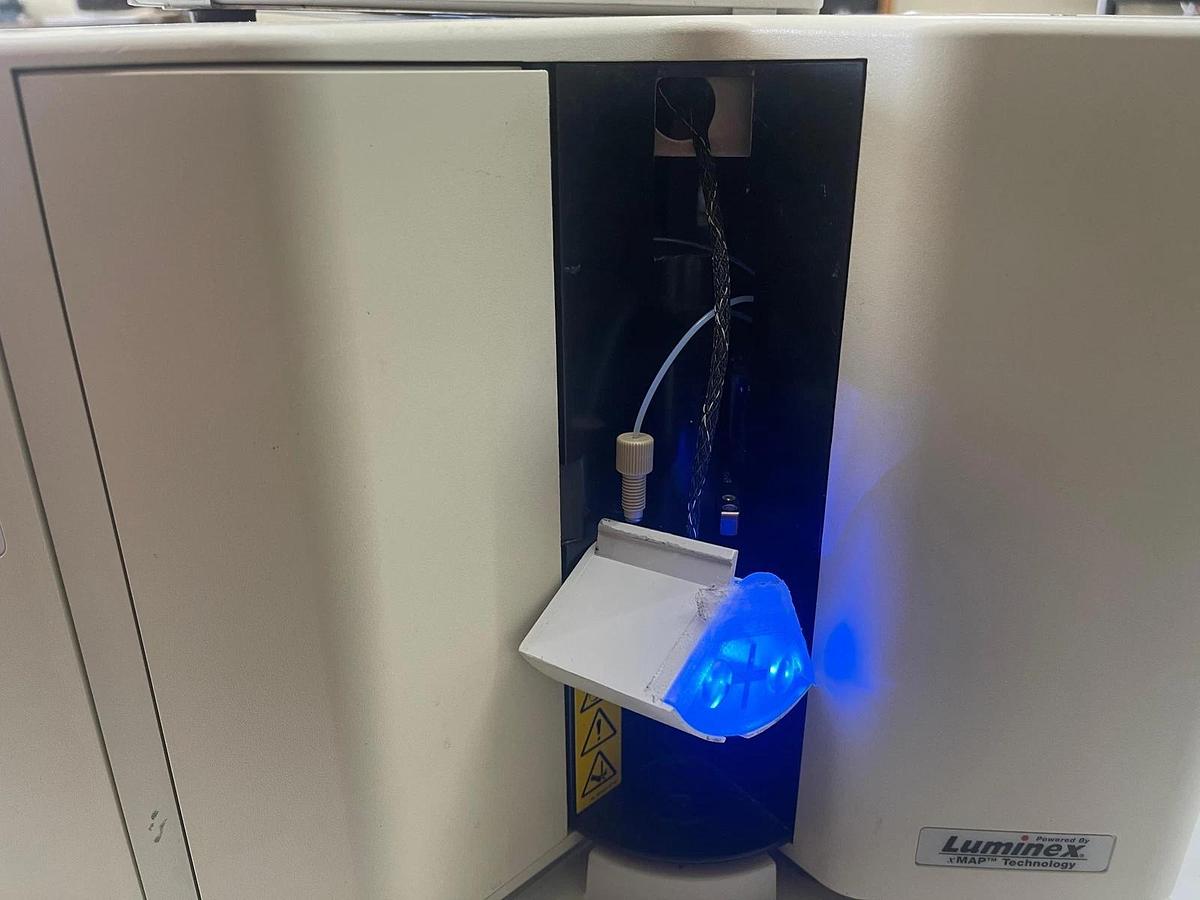 Used Bio-Rad Luminex 100/200 System (SD, XYP, and Bio-Plex 200 system)