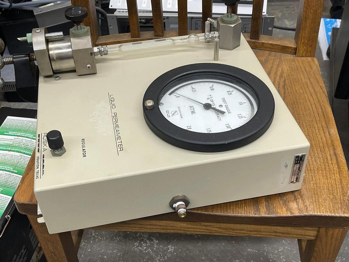 Used Ruska Cat. No. 1013-801 Liquid Permeameter w/ T15110 tube
