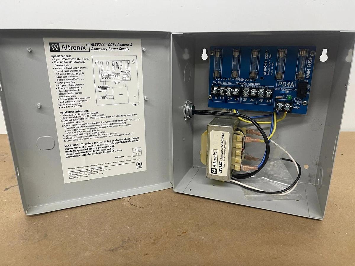 Used Altronix ALTV244 4 Fused Outlet AC Wall Mount CCTV Power Supply