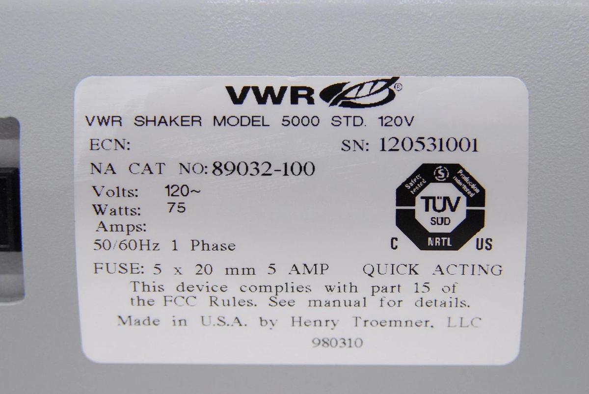 Used VWR 89032-100 5000 STD Standard Analog Orbital Shaker 24"x18" Deck/500 RPM/120V